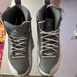Jordan Men's Sneakers in Gray and White